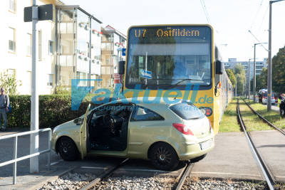 Verkehrsunfall zwischen SSB und PKW an U-Halt Fürfelder Strasse