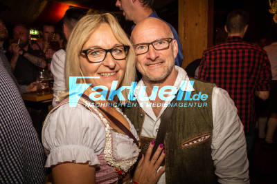 Volksfest: SWR3 Wasenparty im Wasenwirt-Festzelt