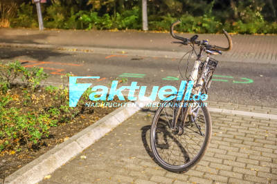 [INFOUPDATE] Tödliche Unfalltragödie in Bruchsal: Fahrradfahrer wird von Sattelzug erfasst und stirbt - Radfahrer war Polizeibeamter - Notfallseelsorger im Einsatz