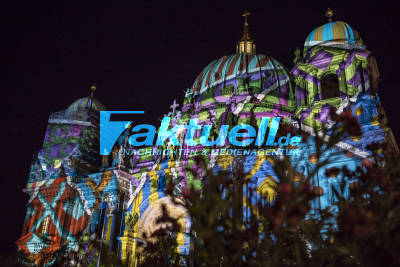 Das Festival of Lights verzaubert Berlin - tausende Besucher bei Eröffnung 