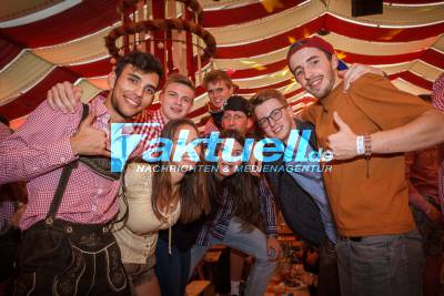 1. Wasen Olee im Festzelt Sonja Merz