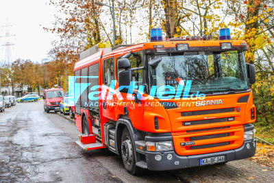 Großbrand am Karlsruher Rheinhafen: Feuer in Kessel im Heizkraftwerk - Großaufgebot von Rettungskräften im Einsatz