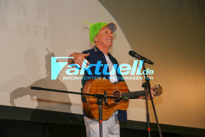 Otto Waalkes im Traumpalast Esslingen Hautnah bei den Fans zur Vorstellung des Films Der Grinch
