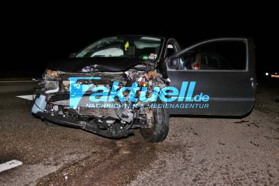 Unfall beim Linksabbiegen - 2 Verletzte