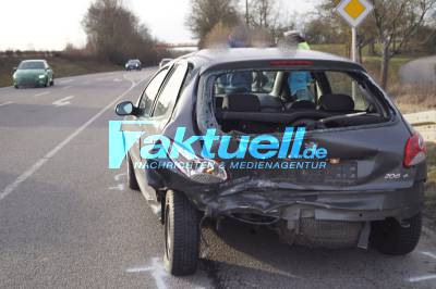 Abbiegeunfall fordert Verletzte