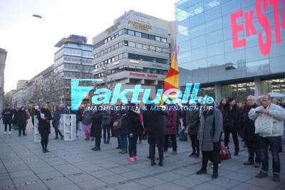 Stuttgart Mitte: One Billion Rising gegen Gewalt an Frauen