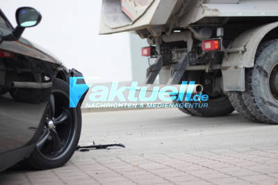 Winnenden: Unfall mit LKW und PKW 