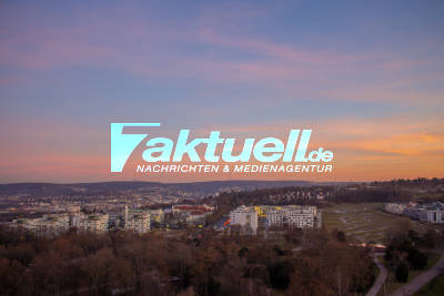 Stuttgart bei Sonnenuntergang - Aufnahmen vom Killesbergturm