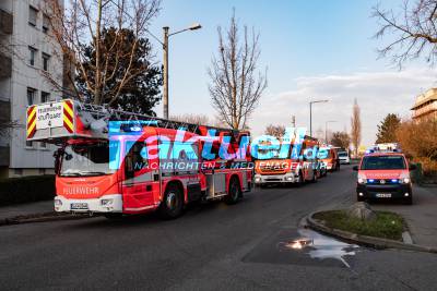 Brand im Keller, Treppenhaus verraucht, Bewohner mussten Gebäude verlassen