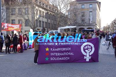 Stuttgart Mitte: Kundgebung zum Weltfrauentag