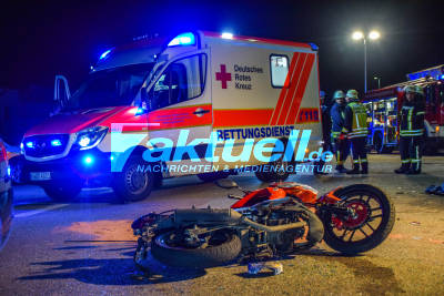 Symbolbilder zu Motorradunfällen zum Beginn der Motorradsaison - Blaulichtfotos