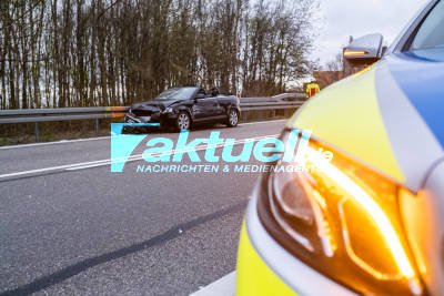 Unfall auf der B27 bei Filderstadt - Verursacher fuhr noch einen Kilometer weiter 