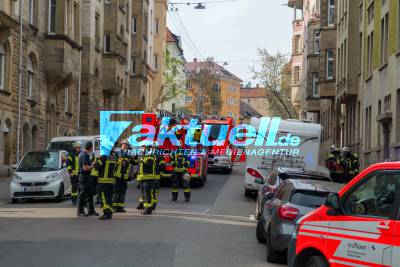 Balkonbrand in Stuttgart-West: Balkonbrand breitet sich über Fassade aus