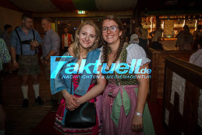 Frühlingsfest: ONETASTE Studentenparty im Wasenwirt Festzelt