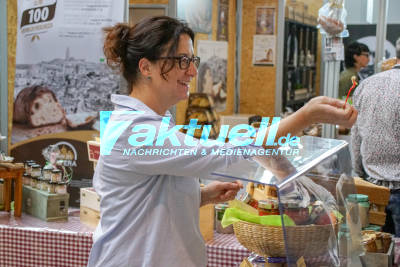 Leinfelden-Echterdingen : Frühjahrsmesse lockt zahlreiche Besucher an 