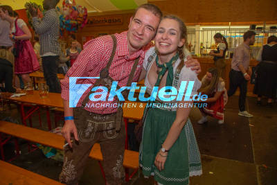 Studentenparty mit den VIPS im Grandls