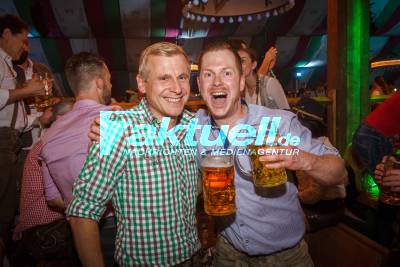 Frühlingsfest: Abi-Attack im Wasenwirt Festzelt