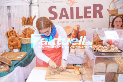 Stuttgart Mitte: 29. Brotmarkt am Schlossplatz