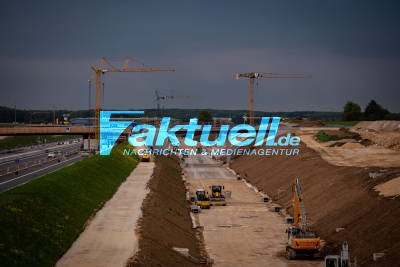 Baufortschritt Bahnprojekt Stuttgart-Ulm, Schnellbahntrasse von Aichen bis Hohenstadt mit zukünftigem Bahnhof Merklingen an der A8