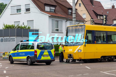 Täglich grüßt das Murmeltier - Transporter kollidiert mit Stadtbahn in Stuttgart-Wangen