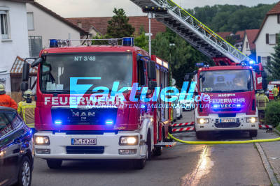 50-jähriger festgenommen: Verdacht auf versuchten Mordes und schwere Brandstiftung! Wohnung im 1. OG brennt in Nürtingen-Neckarhausen komplett aus, Beschuldigter schweigt bislang