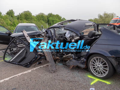BMW kommt in den Gegenverkehr auf der B3 bei Appenweier