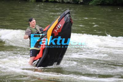 Wassersport auf dem Neckar 