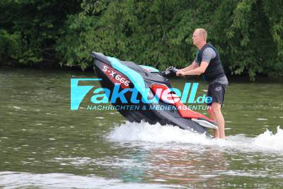 Wassersport auf dem Neckar 