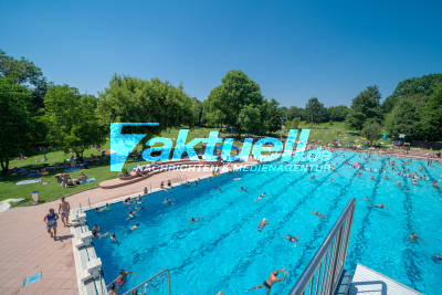 Brühende Hitze: Impressionen aus dem Möhringer Freibad -  Fast 40 grad Außen - 28 im Wasser