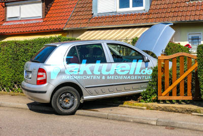 Betrunkene Autofahrerin versucht mehrere Verkehrsunfälle in Neuhausen auf der Fildern