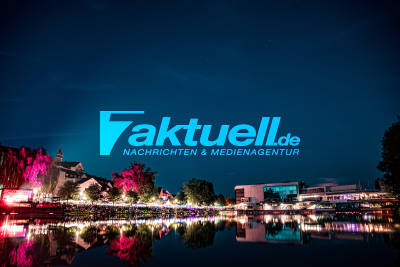Schlemmen am See in Böblingen - Musikfeuerwerk am Böblinger See - Mit Lasershow