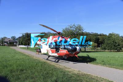 Radfahrerin stürzt nach medizinischen Notfall in Ostfildern - Rettungshubschrauber im Einsatz 