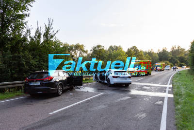 Mehrere Verletze nach schwerem Verkehrsunfall mit zwei PKW zwischen Filderstadt und Waldenbuch