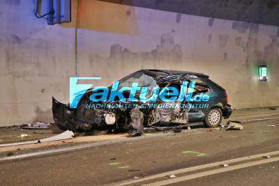 [Meldungsupdate] Renaultfahrer nach schwerem Verkehrsunfall vom 29.08.2019 im Gmünder Einhorntunnel verstorben