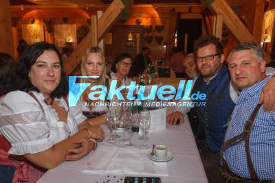 Volksfest 2019: Wasensterne in Wilhelmer's Schwabenwelt