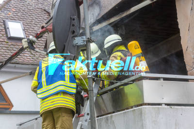 NECKARTENZLINGEN: Feuerwehr verhindert Schlimmeres bei Balkonbrand