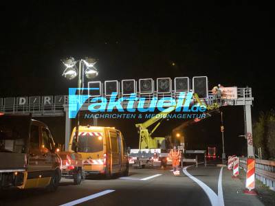 Neue elektronische Schilderbrücken auf A81: Verkehr darf bald auf dem Standstreifen fahren wie auf der A8