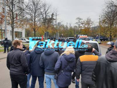 Stuttgart Bad Cannstatt: Massives Polizeiaufgebot beim Baden Württemberg-Derby