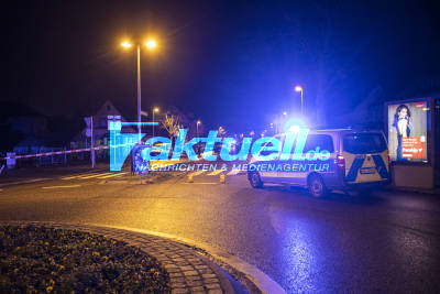 Nach Verkehrsunfall - 32-Jähriger greift Polizisten mit schwertähnlichem Gegenstand an - wird angeschossen und stirbt im Krankenhaus