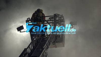 Oberkirch: 250.000 € Schaden - Schnapsbrennerei komplett niedergebrannt - Flammen drohten das Wohnhaus zu vernichten