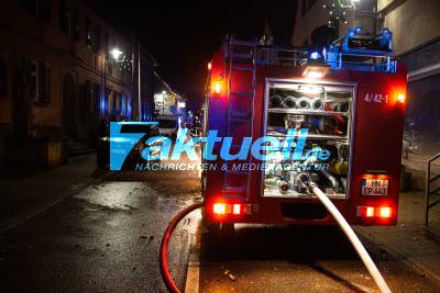 Kellerbrand in der Silvesternacht in Kleingartach - Feuerwehr mit Großaufgebot aus Eppingen