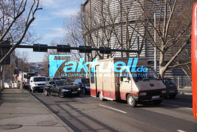 Stuttgart: Traktordemo legt Verkehr lahm