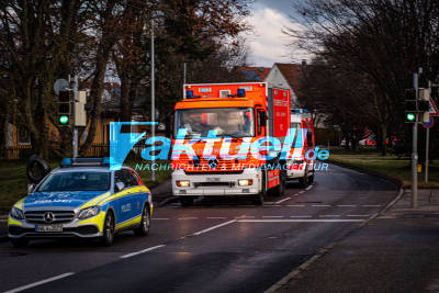 Brandeinsatz im Altenheim Augustinum - 1 schwerverletzte Rentnerin & 1 leicht verletzte Person - Feuerwehr Stuttgart war aufgrund des Objekt mit Großaufgebot vor  Ort