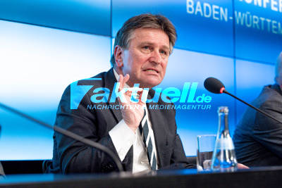 LPK Baden-Württemberg: Minister Manne Lucha und Winfried Kretschmann zu Corona in Baden-Württemberg - Minister Thomas Strobl zum Polizeigesetz und der Digitalisierungsbericht