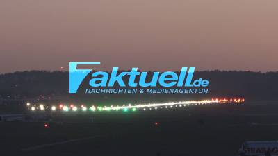 Erstes Flugzeug in Stuttgart gestartet und gelandet! Flughafen nach Sanierung wieder in Betrieb - aber nur 5 statt 300 Flugzeuge! Baustelle auf Landebahn
