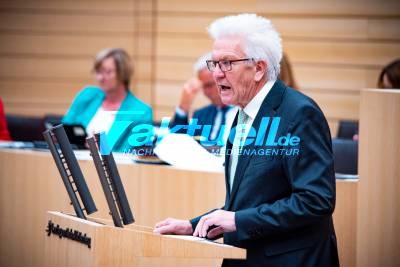 117. Plenarsitzung im Landtag Baden Württemberg - Turbulenter Start nach Wochen der Auszeit