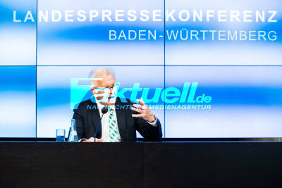 Regierungspressekonferenz mit Winfried Kretschmann, Peter Hauk und Manne Lucha - Landwirtschaftsminister Peter Hauk zur aktuellen Dürresituation