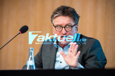 Regierungspressekonferenz mit Winfried Kretschmann, Peter Hauk und Manne Lucha - Landwirtschaftsminister Peter Hauk zur aktuellen Dürresituation