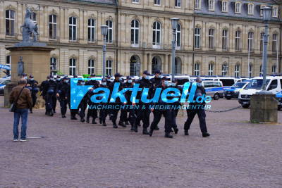 Stuttgart: Großaufgebot der Polizei zu AfD Demo