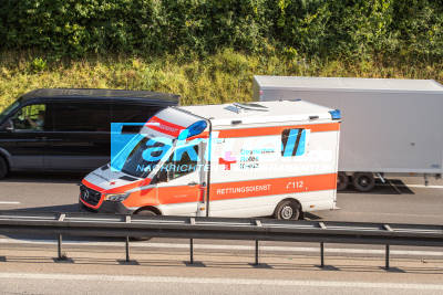 unfall auf der b14 im feierabendverkehr verletzte nach auffahrunfall vor dem kappelbergtunnel 7aktuell
